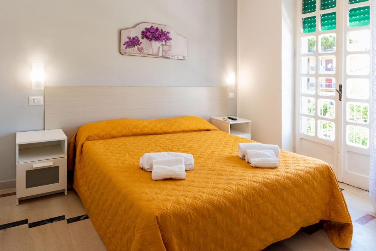 Solaris Paestum Hotel Exterior photo